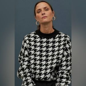 H&M Conscious Checkered Houndstooth Dogtooth Sweater